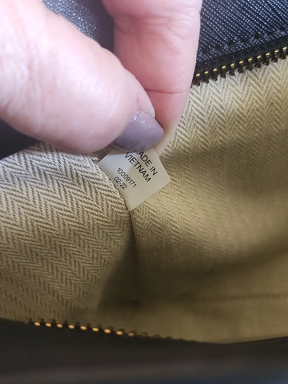 Tory Burch Emerson Purse - Picture 13 of 13